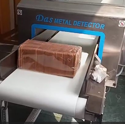 Conveyor Metal Detector (Bakery Products)